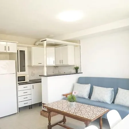 Apartment Coqueto En Primera Linea Costa Con Piscina Torrox